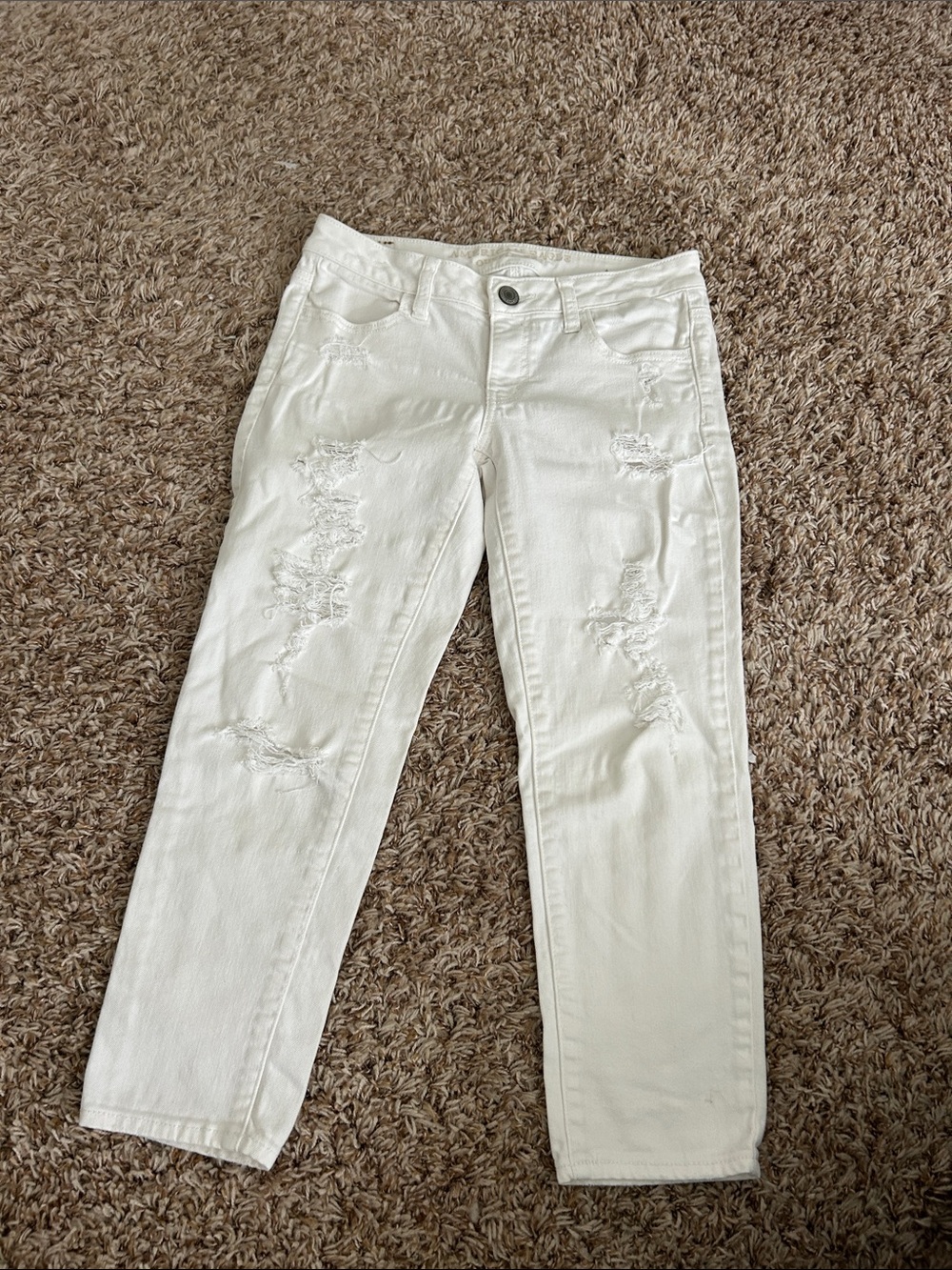 American Eagle Outfitters women’s  White Jegging Crop - Super Stretch